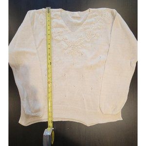 Vintage Maurada Women's Unknown Size(see pictures) Floral Embellished Sweater